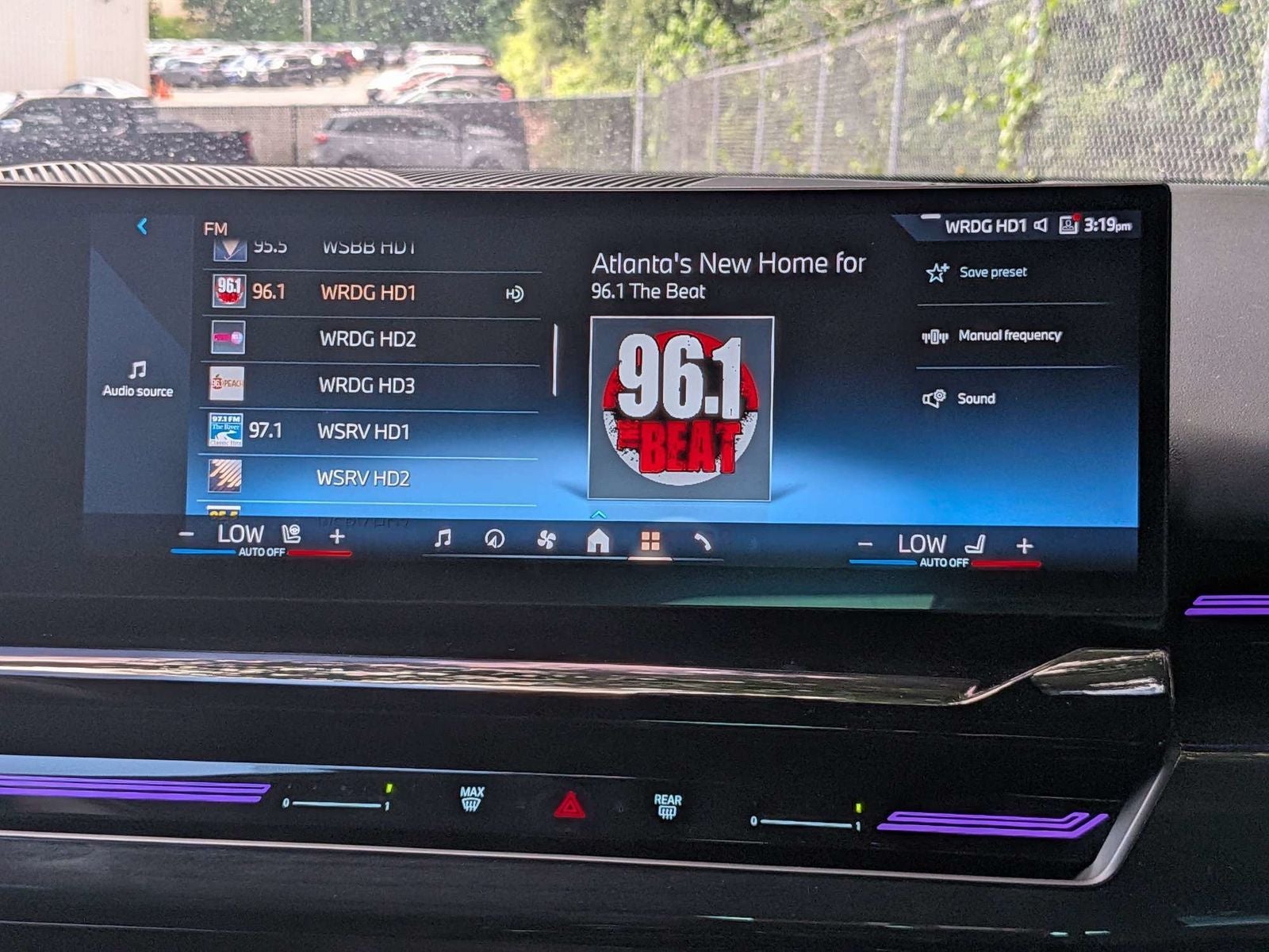 2025 BMW 5 Series 530i