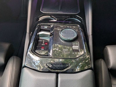 2025 BMW 5 Series 530i