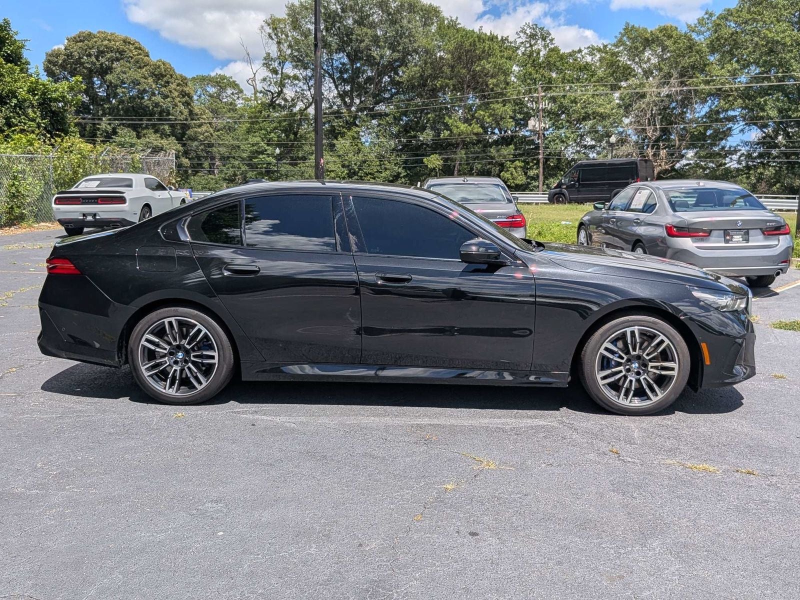 2025 BMW 5 Series 530i