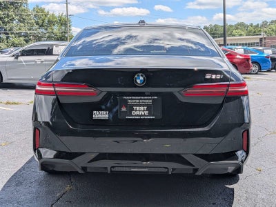 2025 BMW 5 Series 530i