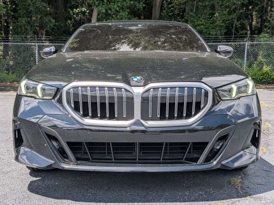 2025 BMW 5 Series 530i
