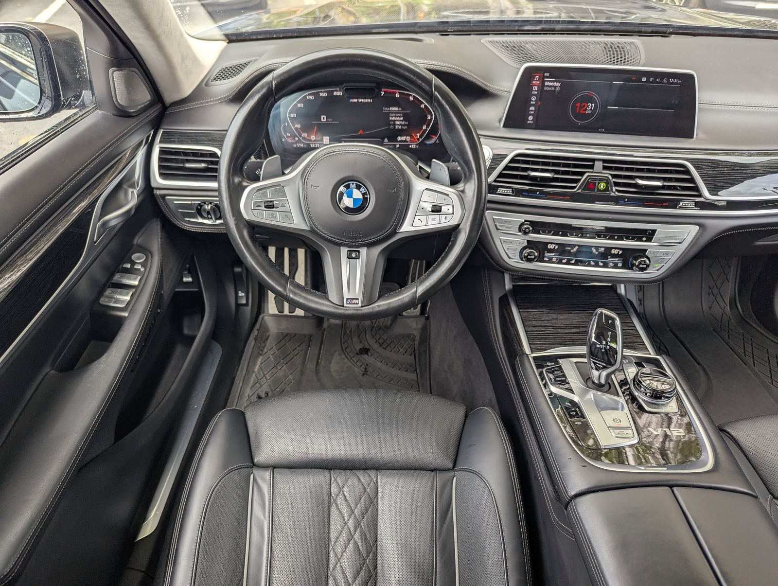 2021 BMW 7 Series M760i