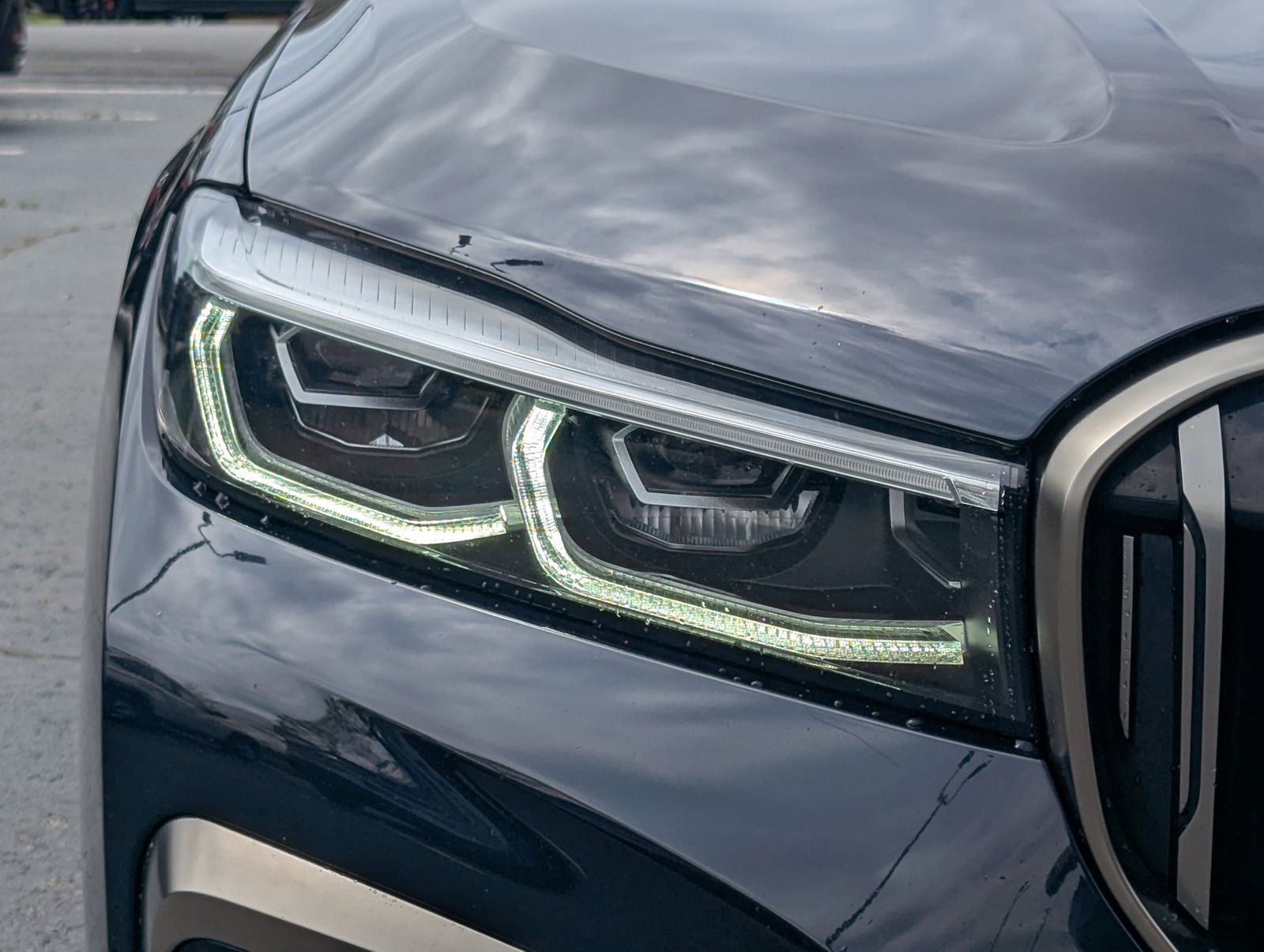 2021 BMW 7 Series M760i