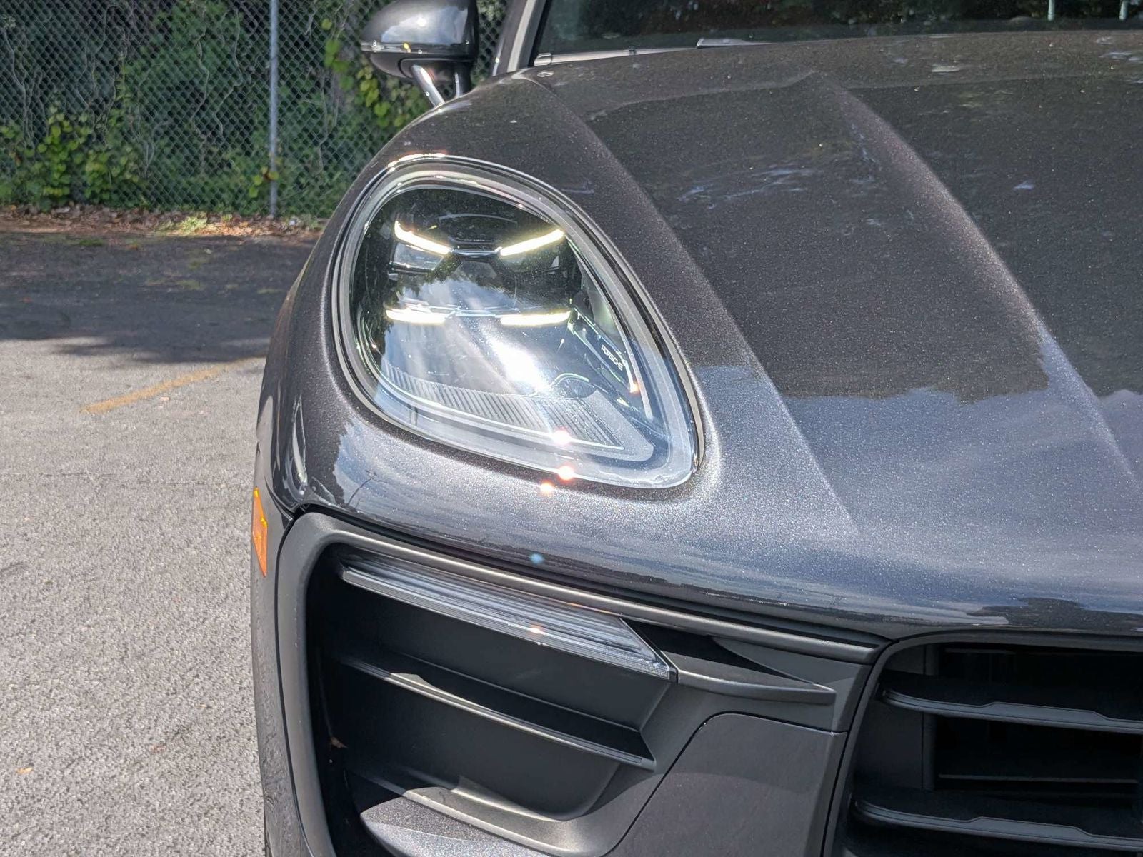 2023 Porsche Macan Base