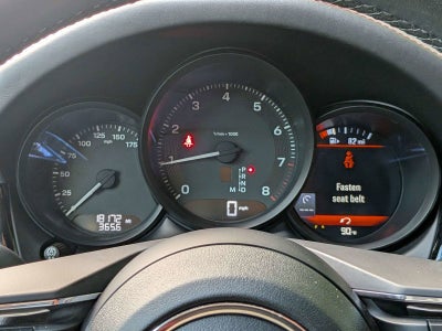 2023 Porsche Macan Base
