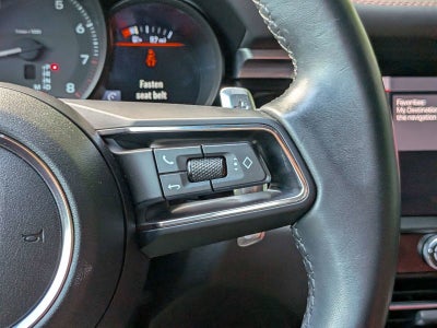 2023 Porsche Macan Base