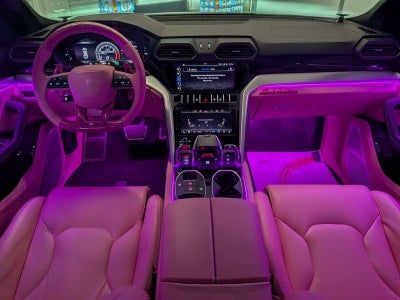 2020 Lamborghini Urus Base
