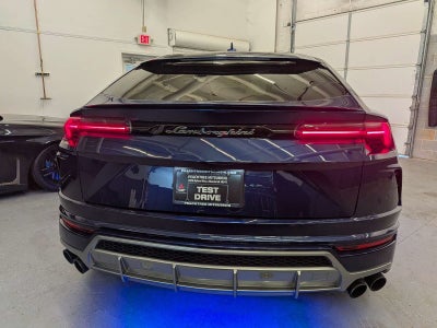 2020 Lamborghini Urus Base
