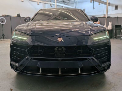 2020 Lamborghini Urus Base