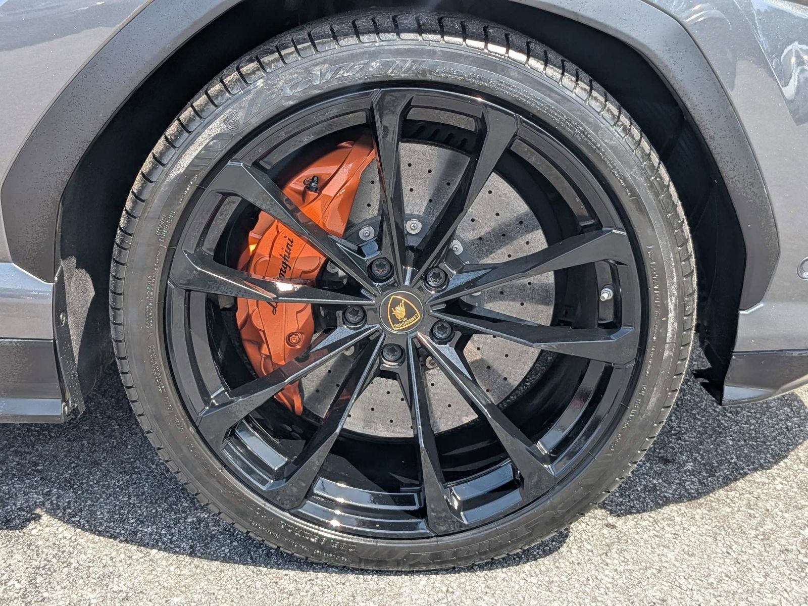 2019 Lamborghini Urus Base