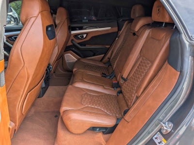 2019 Lamborghini Urus Base