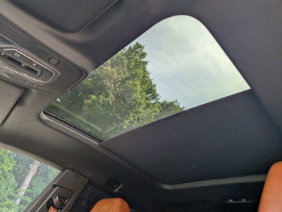 2019 Lamborghini Urus Base