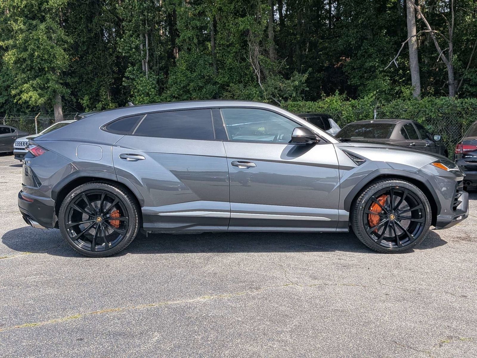 2019 Lamborghini Urus Base