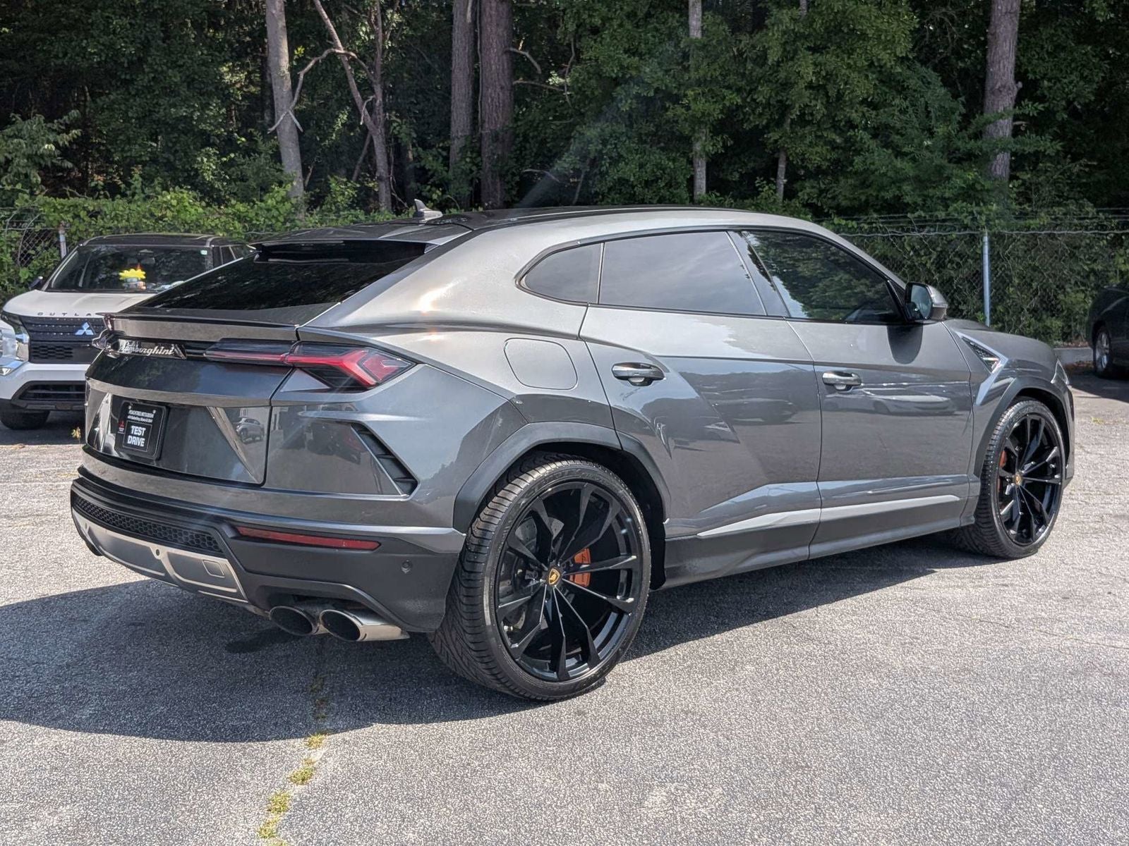 2019 Lamborghini Urus Base