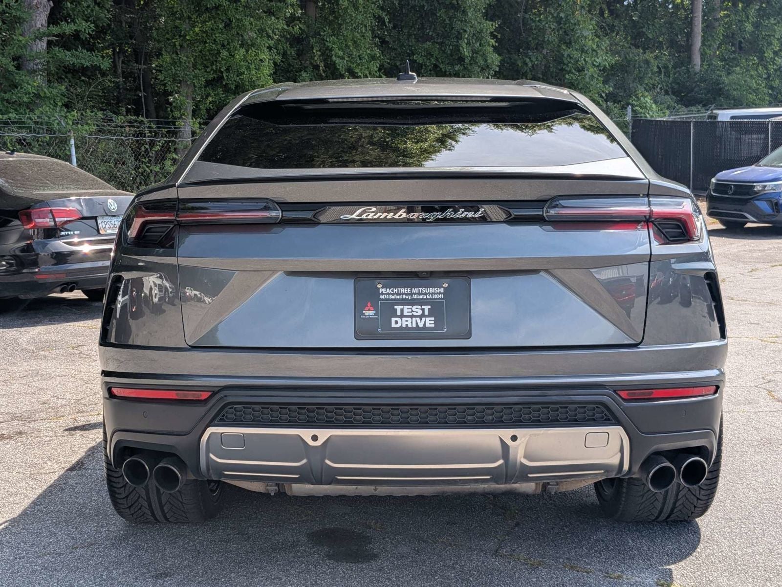 2019 Lamborghini Urus Base